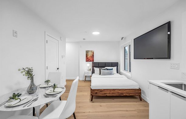 1016 W 52nd Avenue South Granville