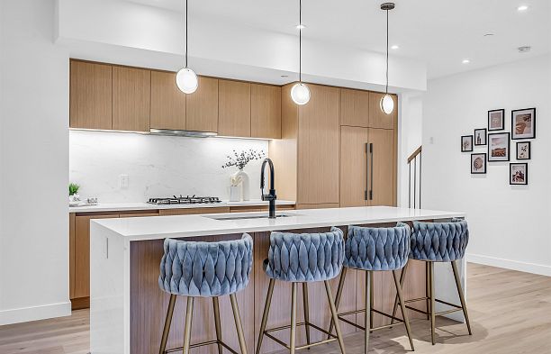 1016 W 52nd Avenue South Granville