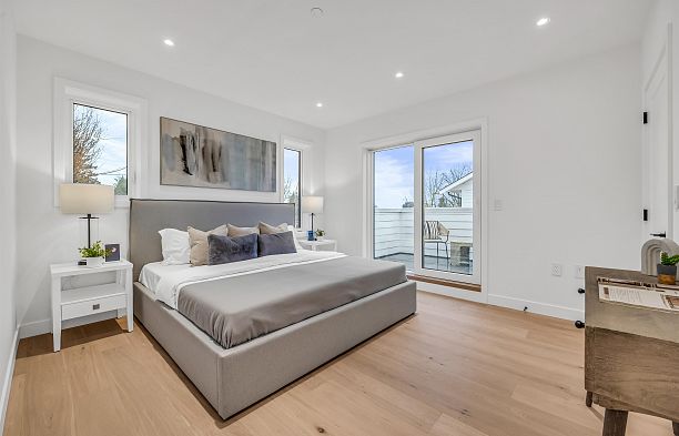 1016 W 52nd Avenue South Granville