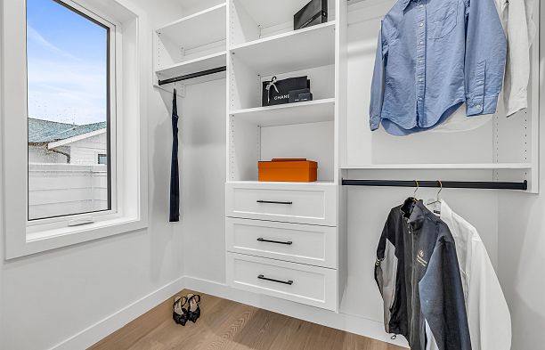 1016 W 52nd Avenue South Granville