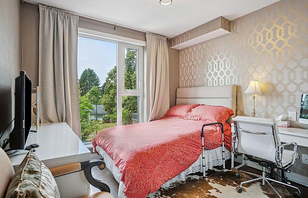 304 7128 Adera Street South Granville