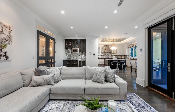 1189 W 32nd Avenue Shaughnessy