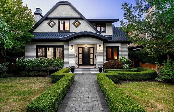 1189 W 32nd Avenue Shaughnessy