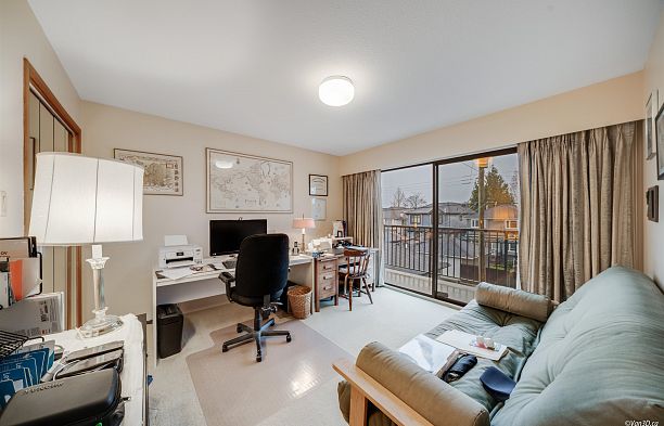 2755 Alamein Avenue Arbutus