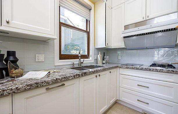 3928 W 34th Avenue Dunbar