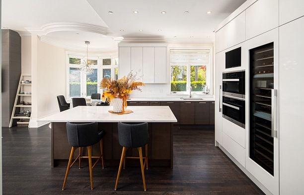 3988 Angus Drive Shaughnessy