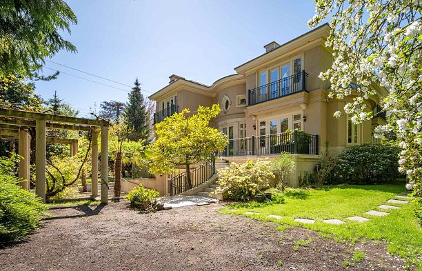 3988 Angus Drive Shaughnessy