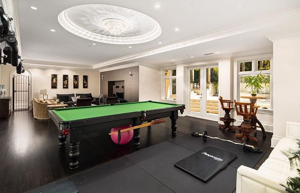 3988 Angus Drive Shaughnessy