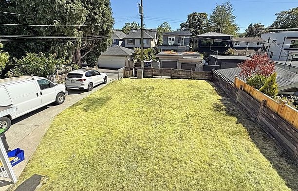 3072 W 28th Avenue MacKenzie Heights