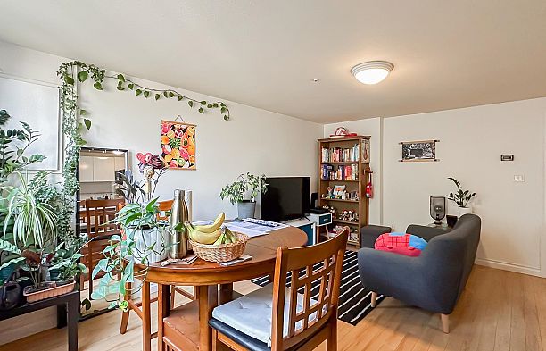 2137 W 20th Avenue Arbutus