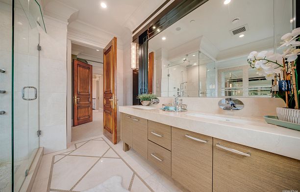 1332 W 47th Avenue South Granville