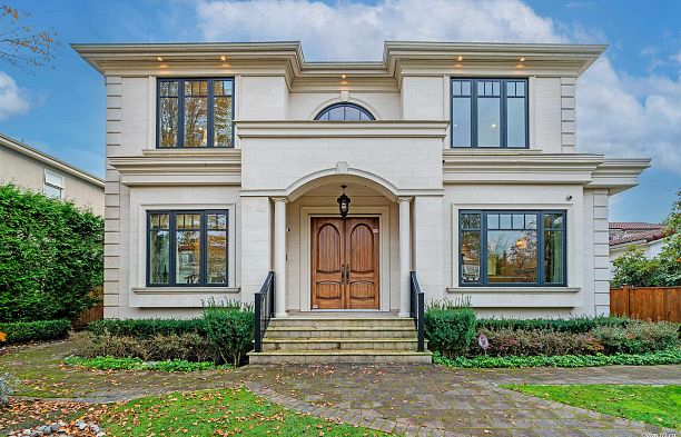 1332 W 47th Avenue South Granville