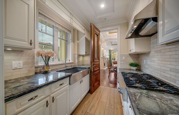 1332 W 47th Avenue South Granville