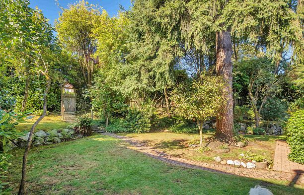 2929 W 24th Avenue Arbutus