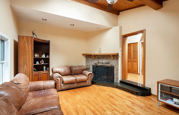 2929 W 24th Avenue Arbutus