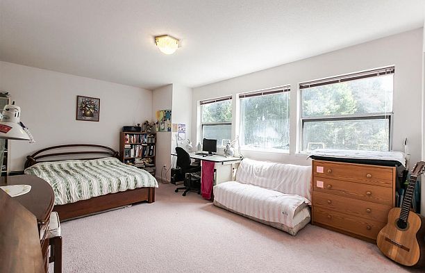 3662 W 49th Avenue Southlands