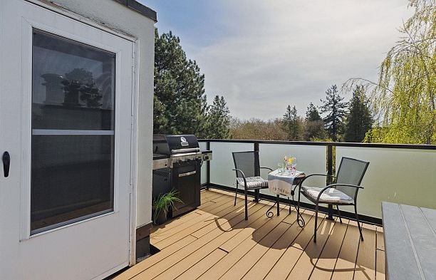 20 3437 W 4th Avenue Kitsilano