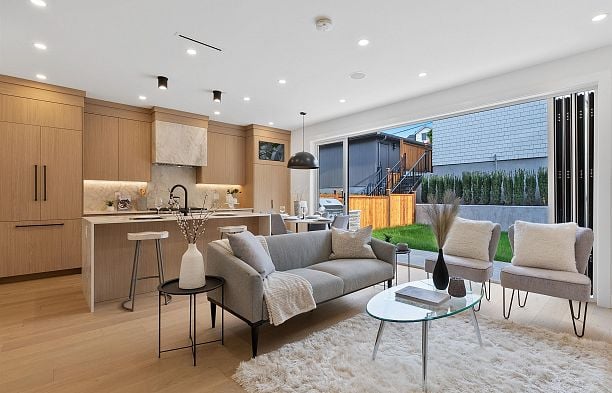 2 3538 W 14th Avenue Kitsilano