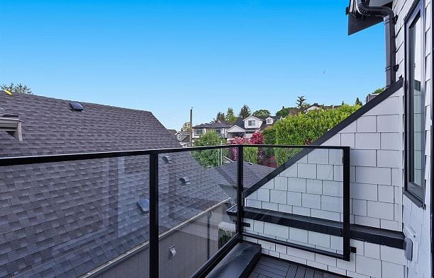2 3538 W 14th Avenue Kitsilano