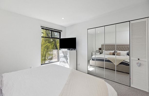 20 3437 W 4th Avenue Kitsilano