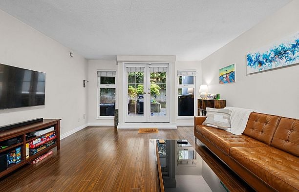 106 1023 Wolfe Avenue Shaughnessy