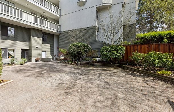 20 3437 W 4th Avenue Kitsilano
