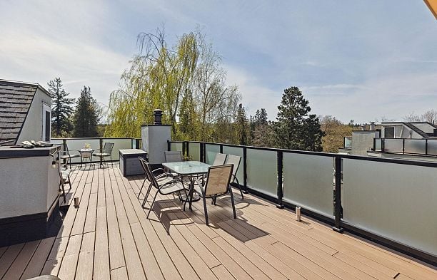 20 3437 W 4th Avenue Kitsilano