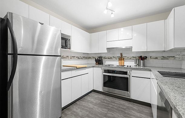 106 1023 Wolfe Avenue Shaughnessy