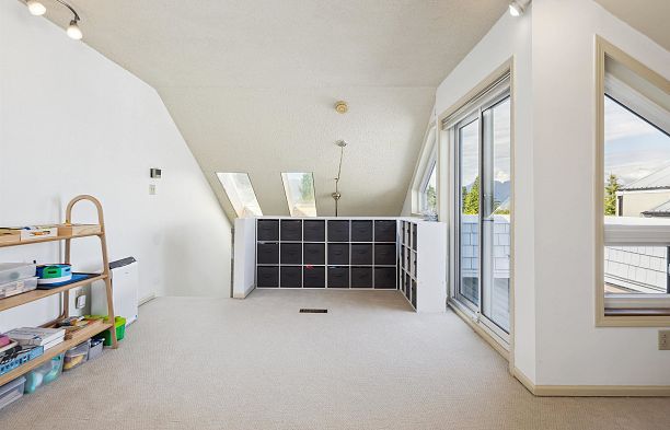 4190 W 11th Avenue Point Grey