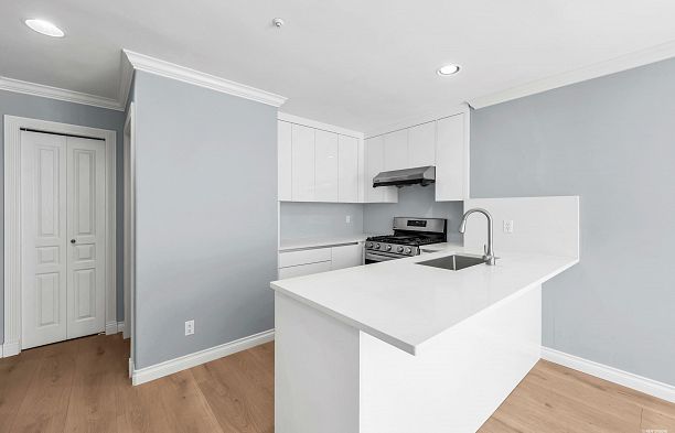 1748 W 68th Avenue S.W. Marine