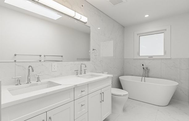 4085 SW Marine Drive Southlands