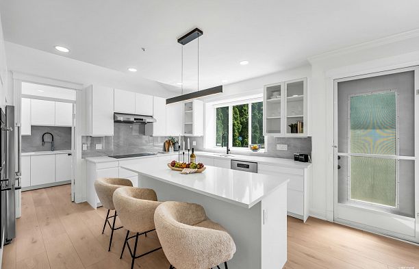 1748 W 68th Avenue S.W. Marine