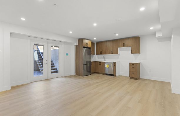 4085 SW Marine Drive Southlands