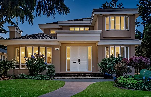 1748 W 68th Avenue S.W. Marine