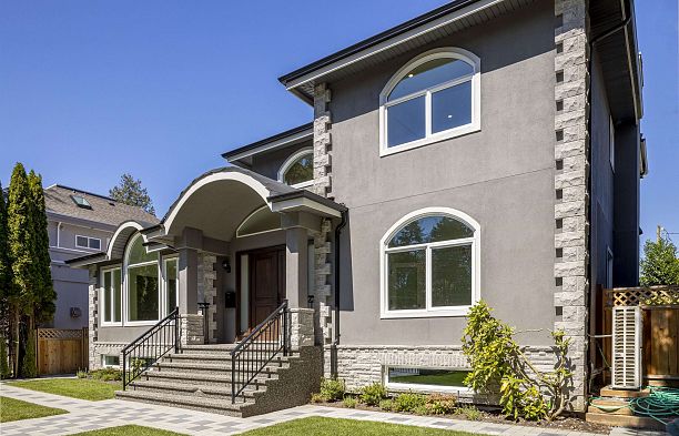 4085 SW Marine Drive Southlands