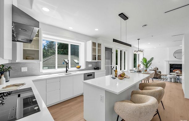 1748 W 68th Avenue S.W. Marine