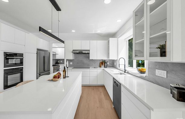1748 W 68th Avenue S.W. Marine