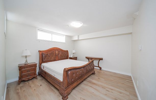 2407 W 18th Avenue Arbutus