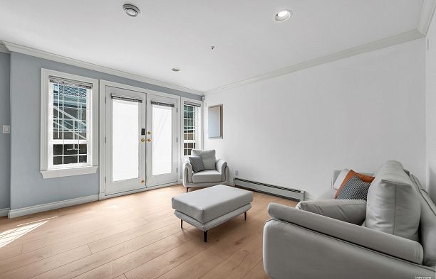 1748 W 68th Avenue S.W. Marine