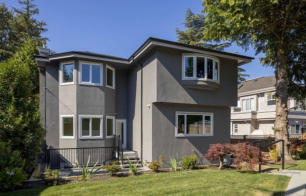4085 SW Marine Drive Southlands