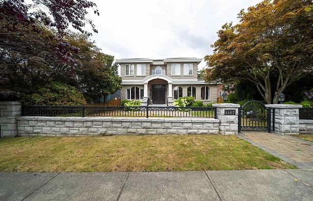 2407 W 18th Avenue Arbutus