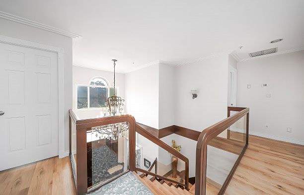 2407 W 18th Avenue Arbutus