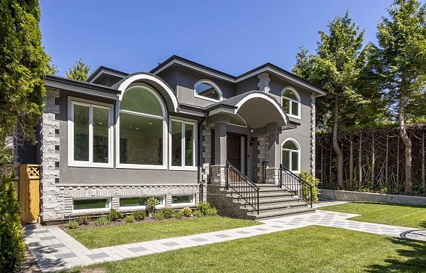 4085 SW Marine Drive Southlands