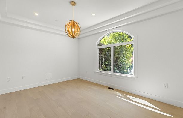 4085 SW Marine Drive Southlands