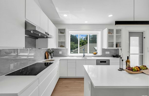 1748 W 68th Avenue S.W. Marine