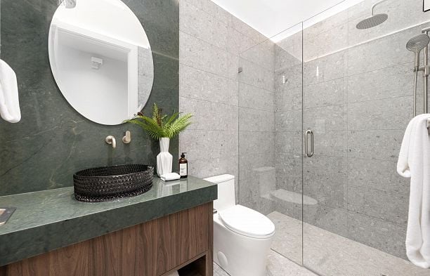 6179 Collingwood Place Southlands