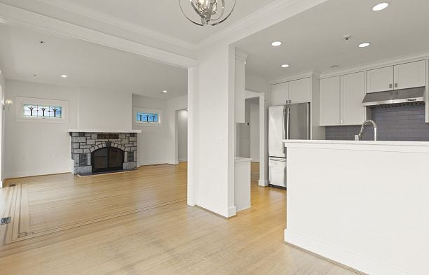 3655 Cameron Avenue Kitsilano