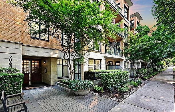 101 2065 W 12th Avenue Kitsilano