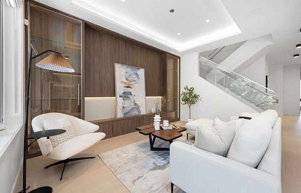 6179 Collingwood Place Southlands