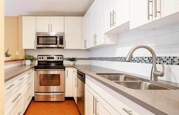 103 2001 Balsam Street Kitsilano